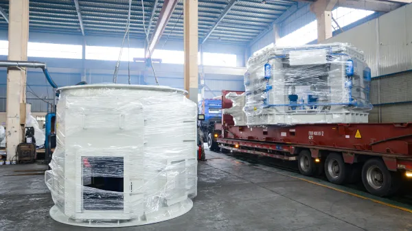 Delivery site of CLUM vertical mill - sent to Egypt